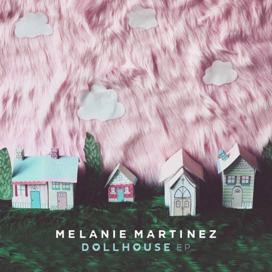 Melanie初試啼聲的《Dollhouse》迷你專輯取得白金銷量。