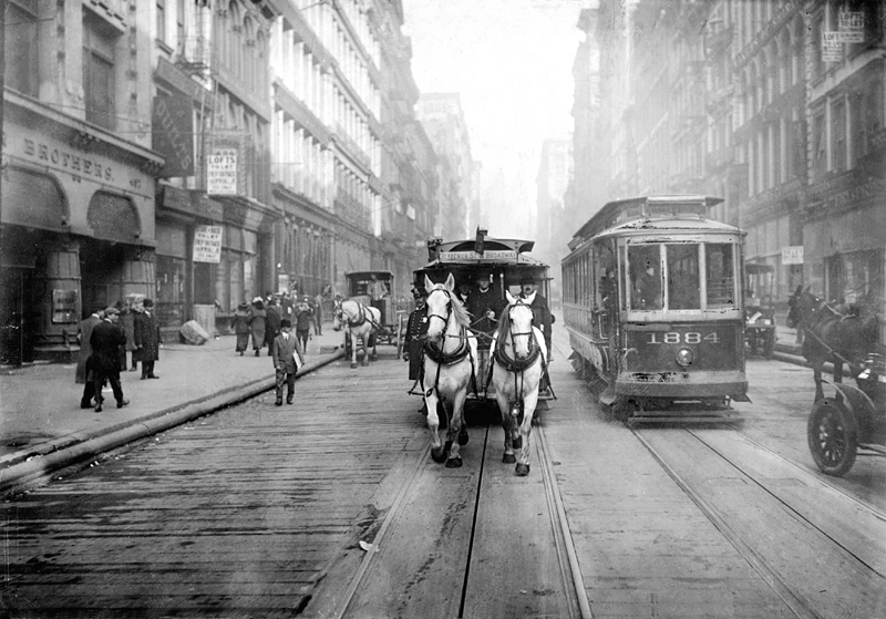 1902年冬天，卡在紐約車潮中的安德森發明了雨刷。