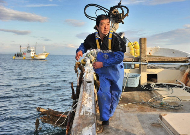 「能像日常捕魚賣魚就是一種復興啦。」