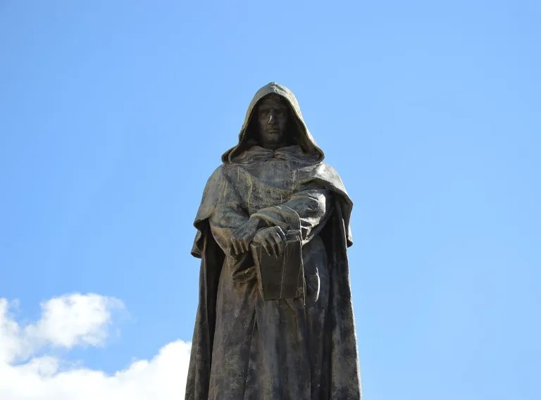 焦爾達諾‧布魯諾（Giordano Bruno）。